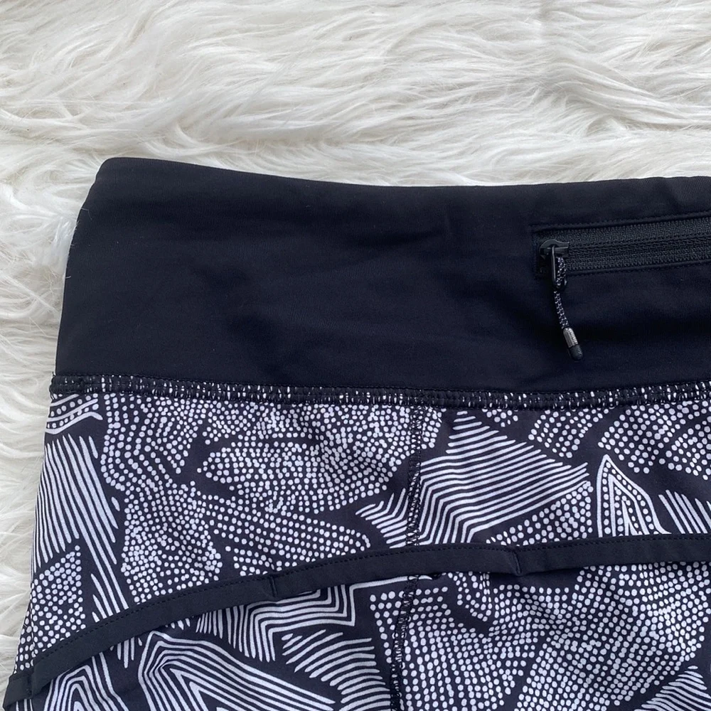Lululemon | Speed Short Dottie Tribe